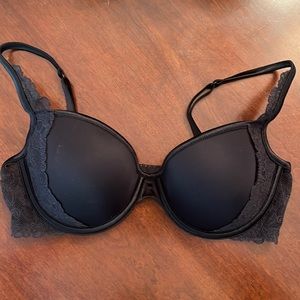 🖤 Black Lace Plunge Bra ~ by Victoria’s Secret 🖤